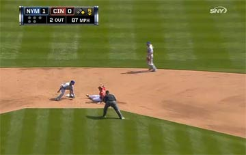 Illustration for article titled Would A World-Class Sprinter Be The Best Baserunner In MLB?